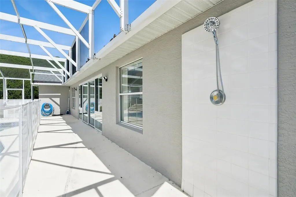 5549 Loma Vista Loop Loughman FL 33858