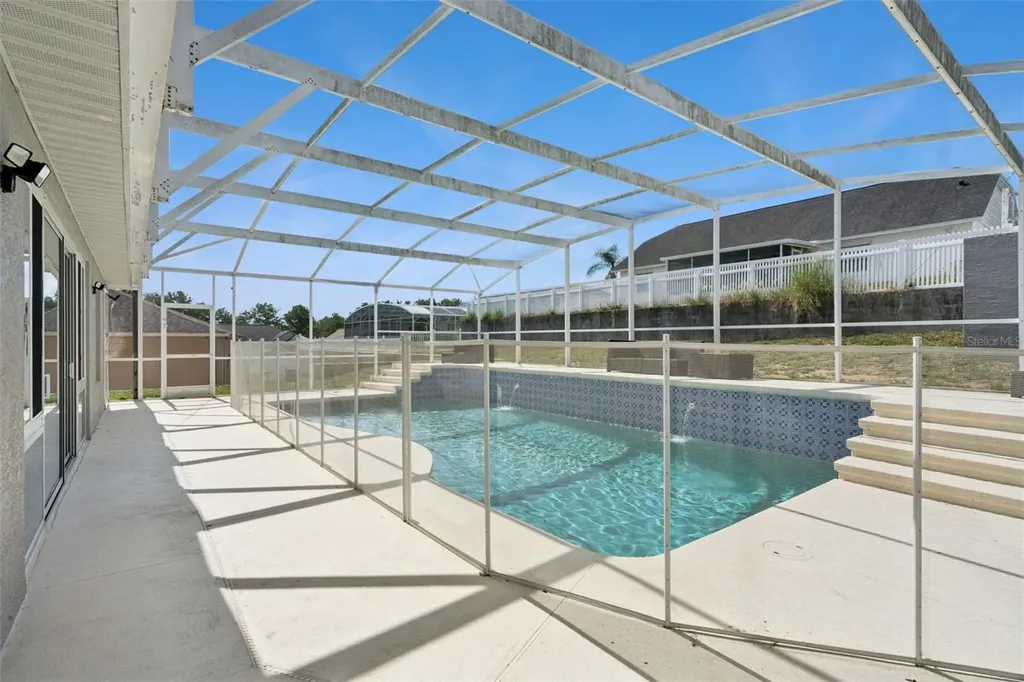5549 Loma Vista Loop Loughman FL 33858