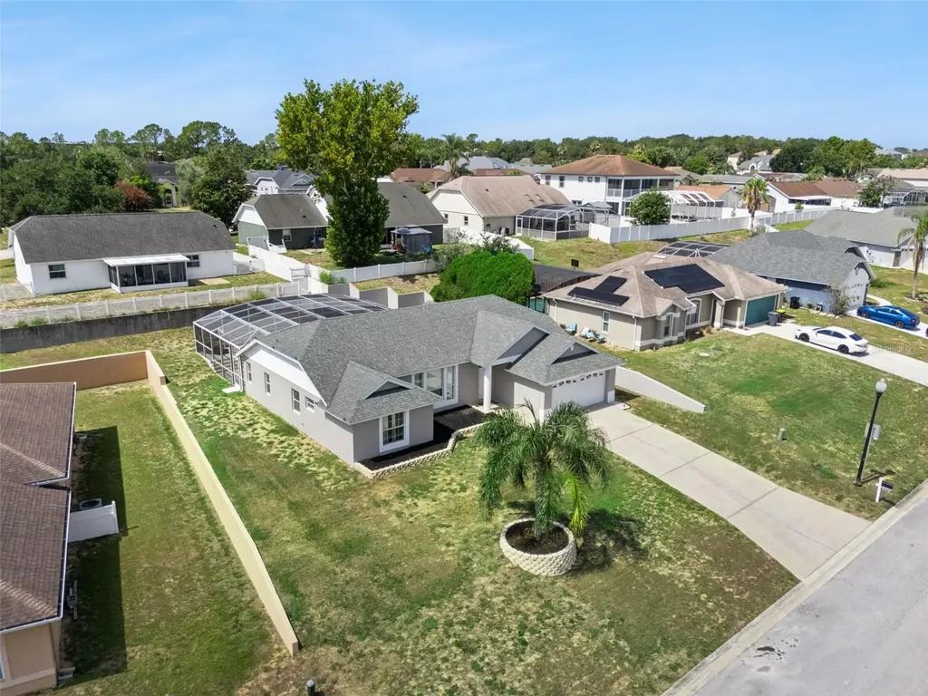 5549 Loma Vista Loop Loughman FL 33858