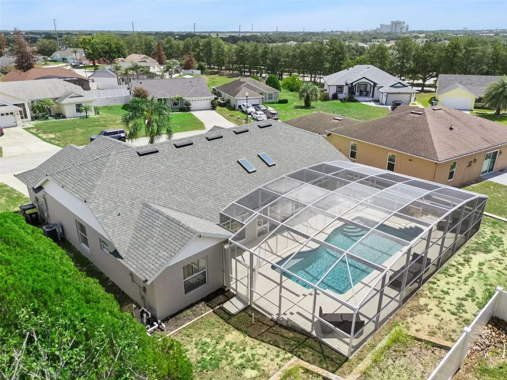 5549 Loma Vista Loop Loughman FL 33858