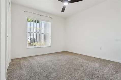5549 Loma Vista Loop Loughman FL 33858