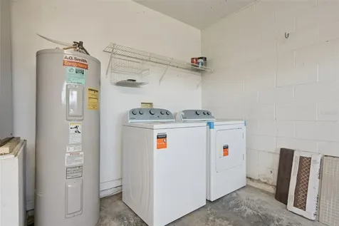 5549 Loma Vista Loop Loughman FL 33858