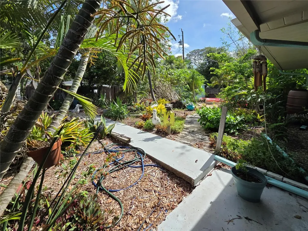 11066 102nd Avenue Seminole FL 33778