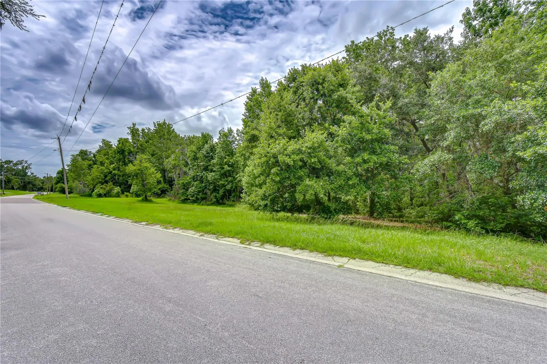 Lake Hills Drive Riverview FL 33569