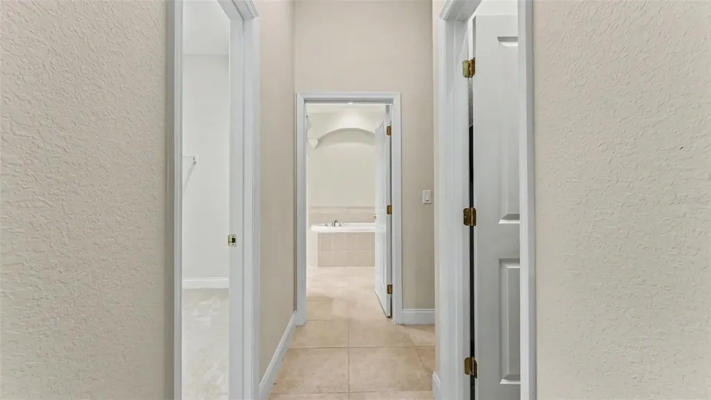 3300 Hawks Ridge Drive Lakeland FL 33810