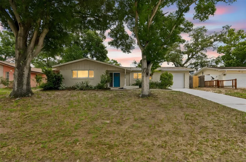 1943 Barbara Avenue Clearwater FL 33755