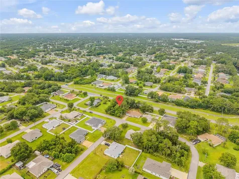 5 Ludlow Lane W Palm Coast FL 32137