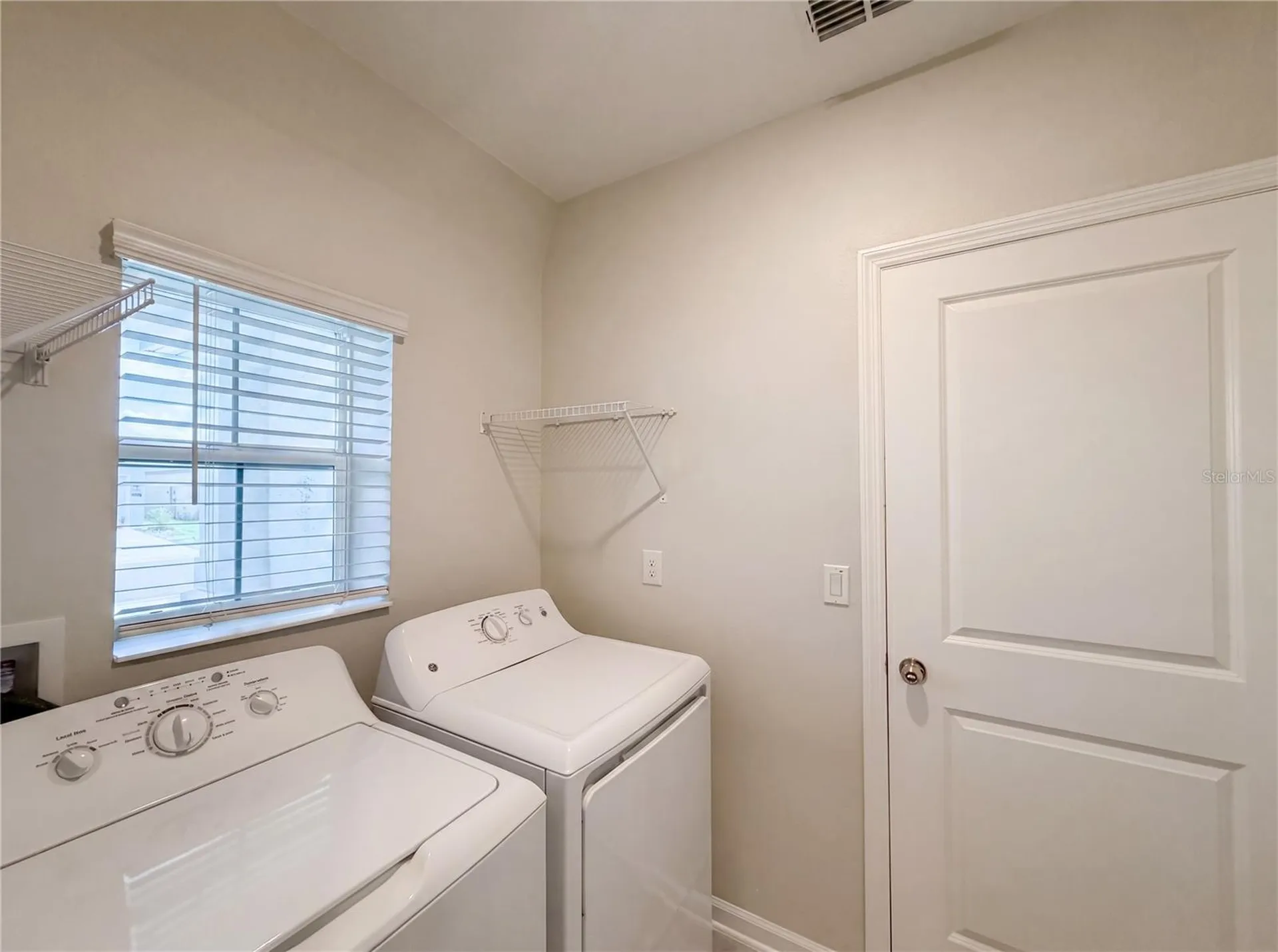 2307 Burney Falls Lane Davenport FL 33837