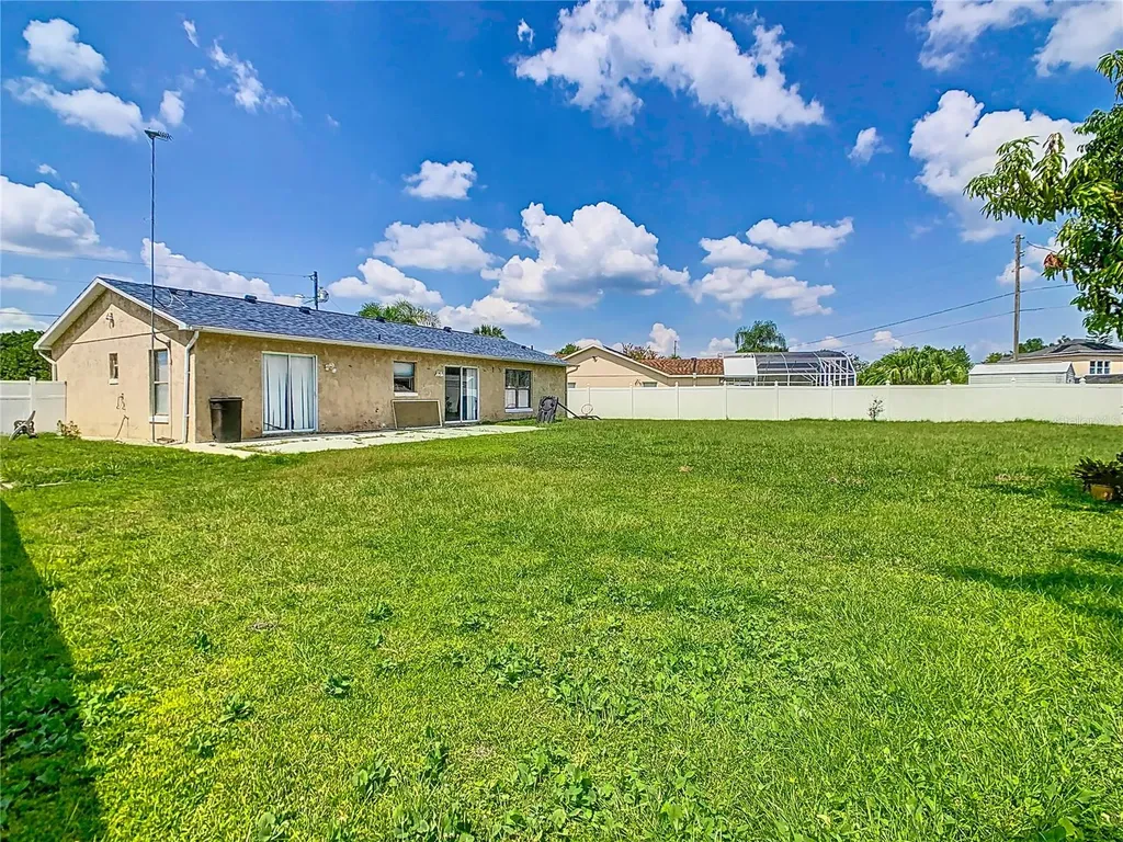 853 Blanc Court Kissimmee FL 34759