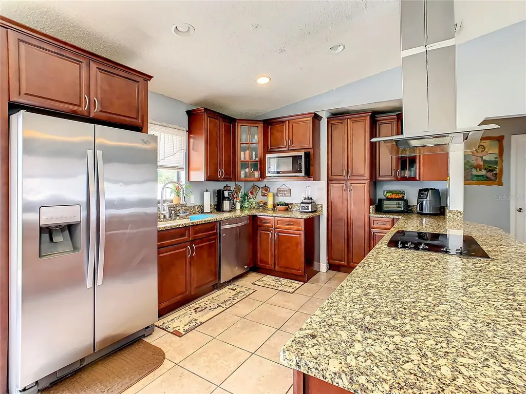 853 Blanc Court Kissimmee FL 34759