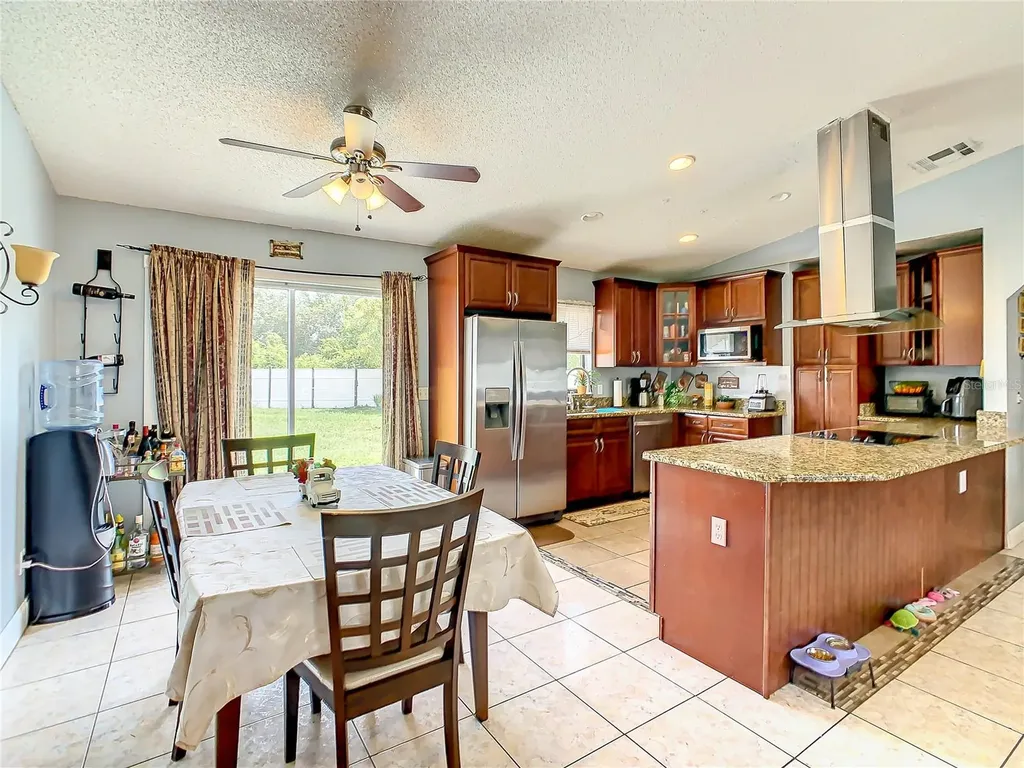 853 Blanc Court Kissimmee FL 34759