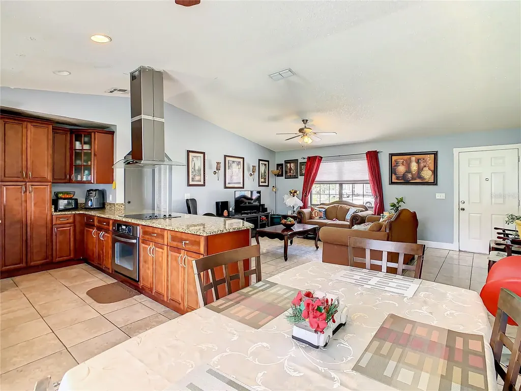 853 Blanc Court Kissimmee FL 34759