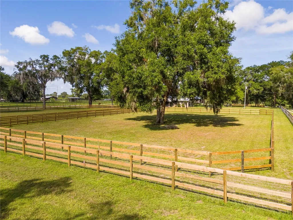 196 NW 100th Avenue Ocala FL 34482