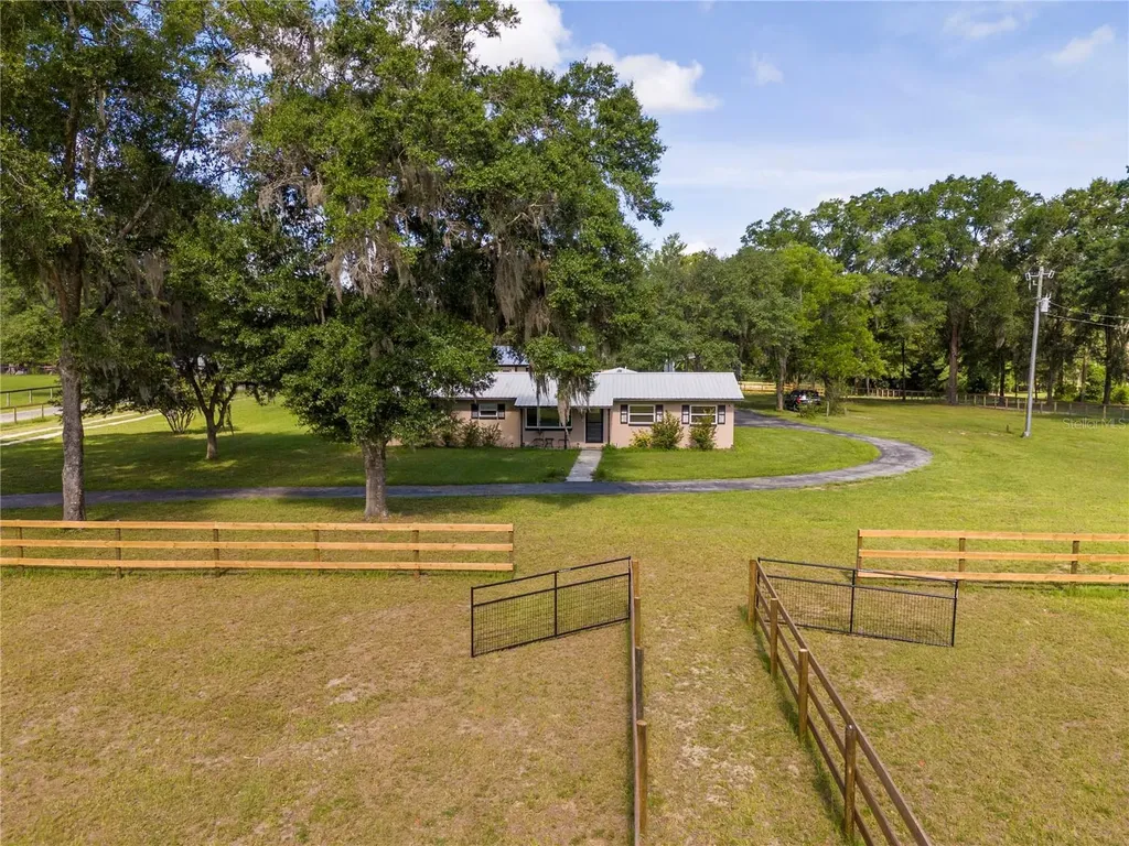 196 NW 100th Avenue Ocala FL 34482