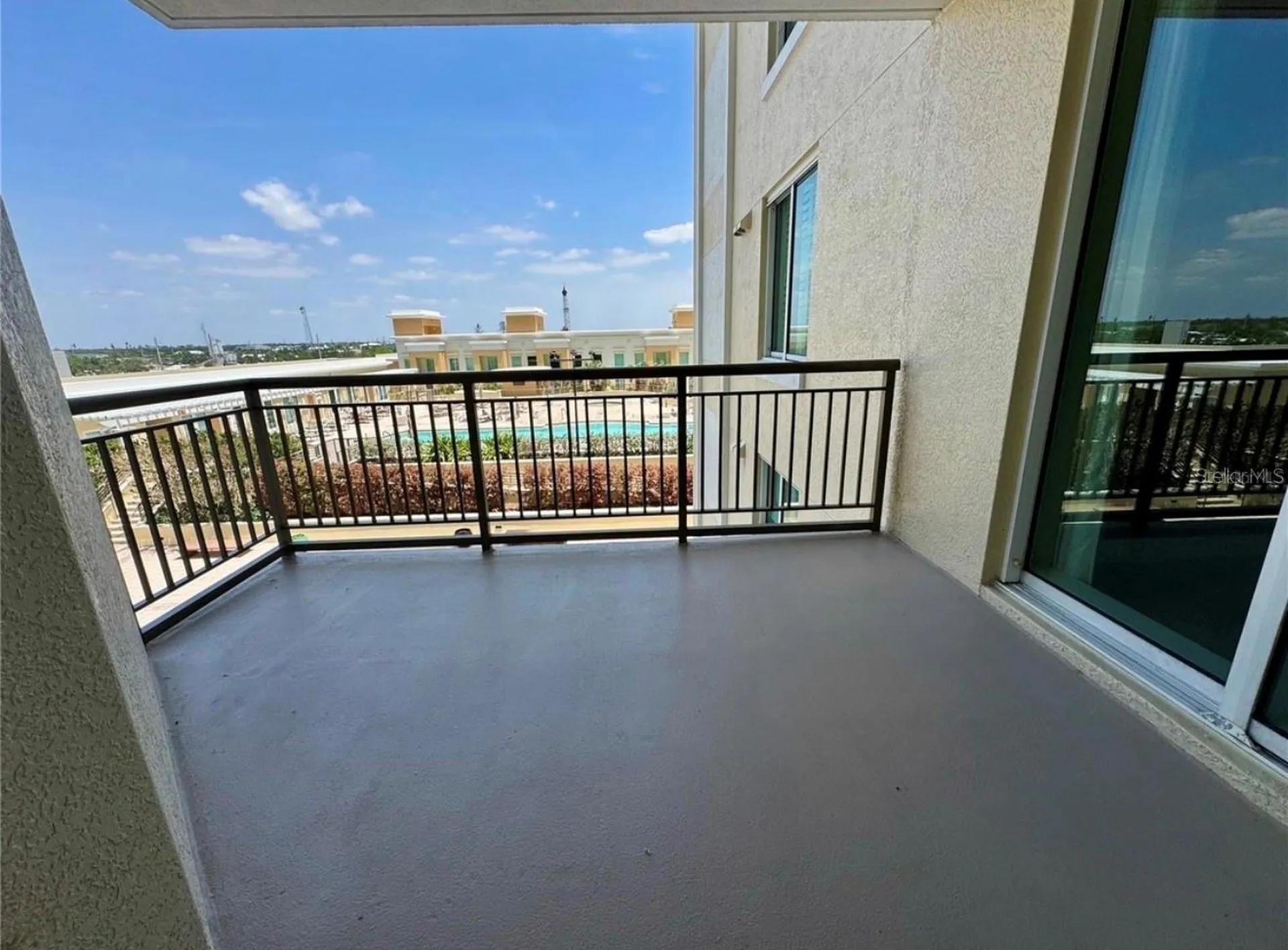 800 N Tamiami Trail Sarasota FL 34236
