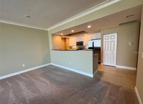 800 N Tamiami Trail Sarasota FL 34236