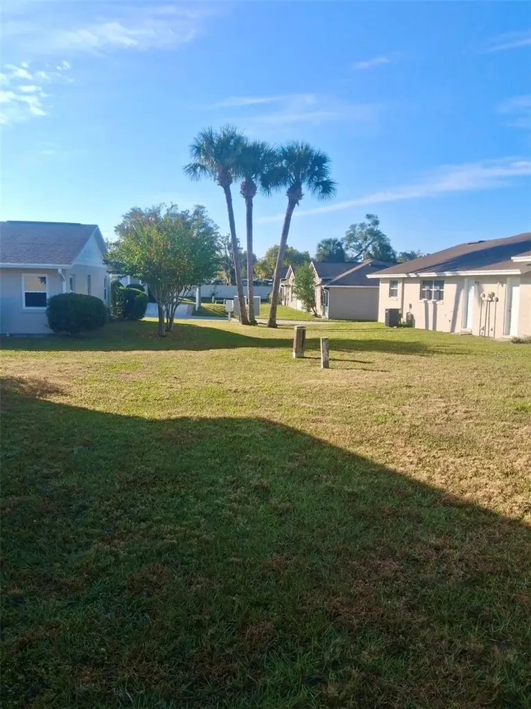 225 Pine Bluff Avenue Deland FL 32724