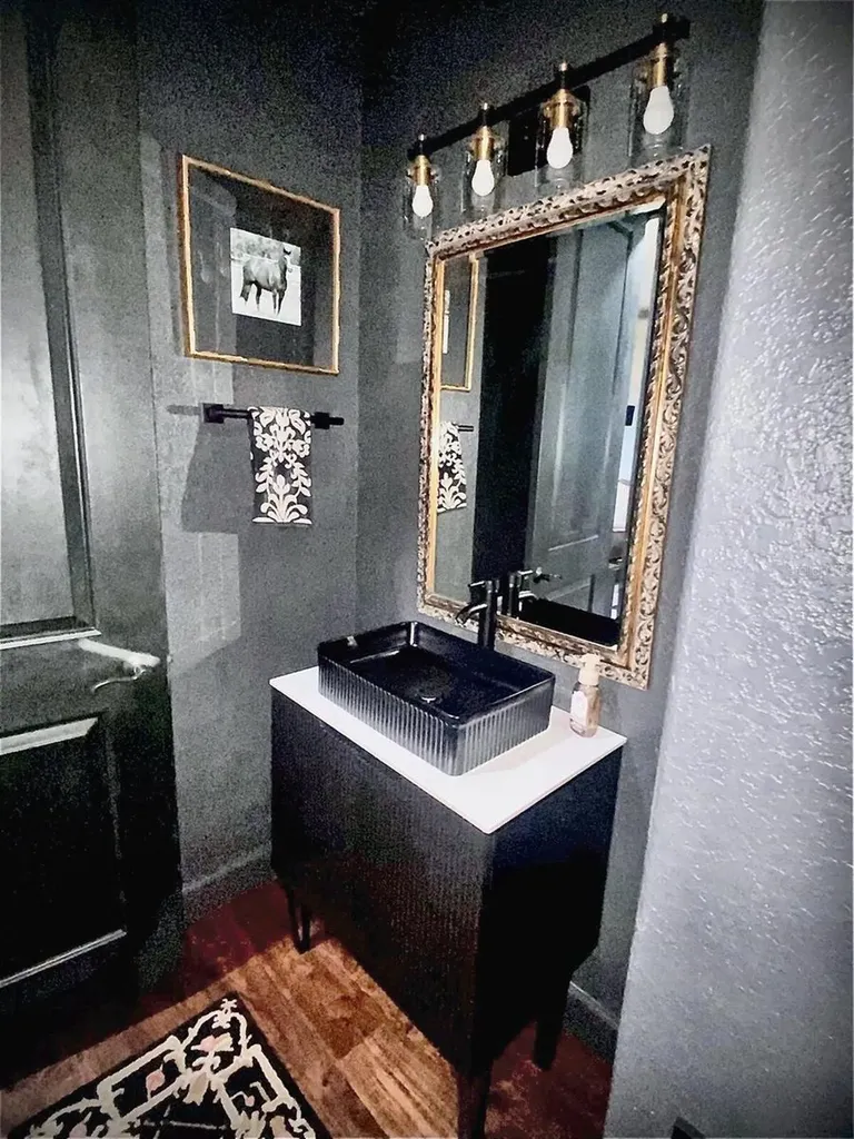 6013 Bowen Daniel Tampa FL 33616