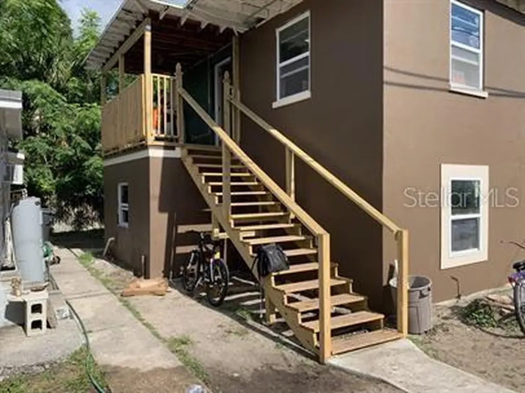 320 Dummitt Avenue Titusville FL 32796