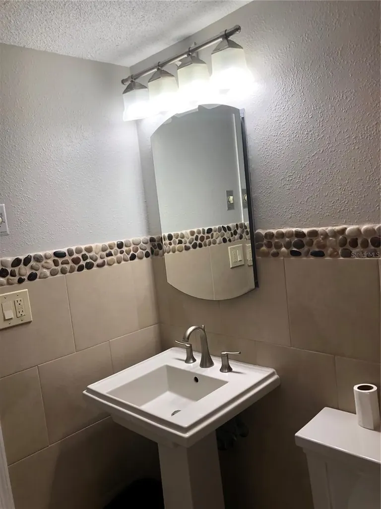 36750 Us Highway 19 N Palm Harbor FL 34683