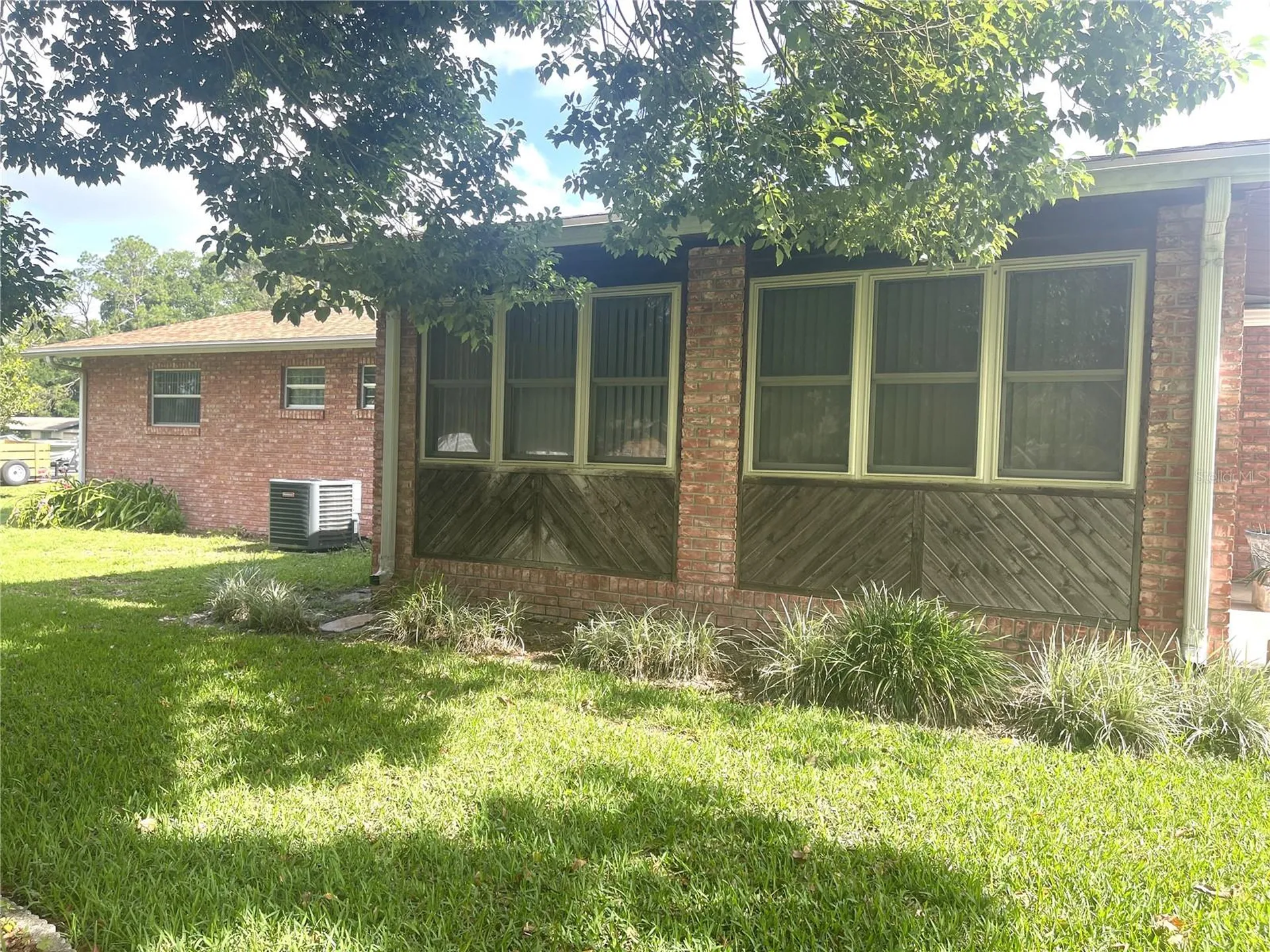 4691 Cr 118 Wildwood FL 34785