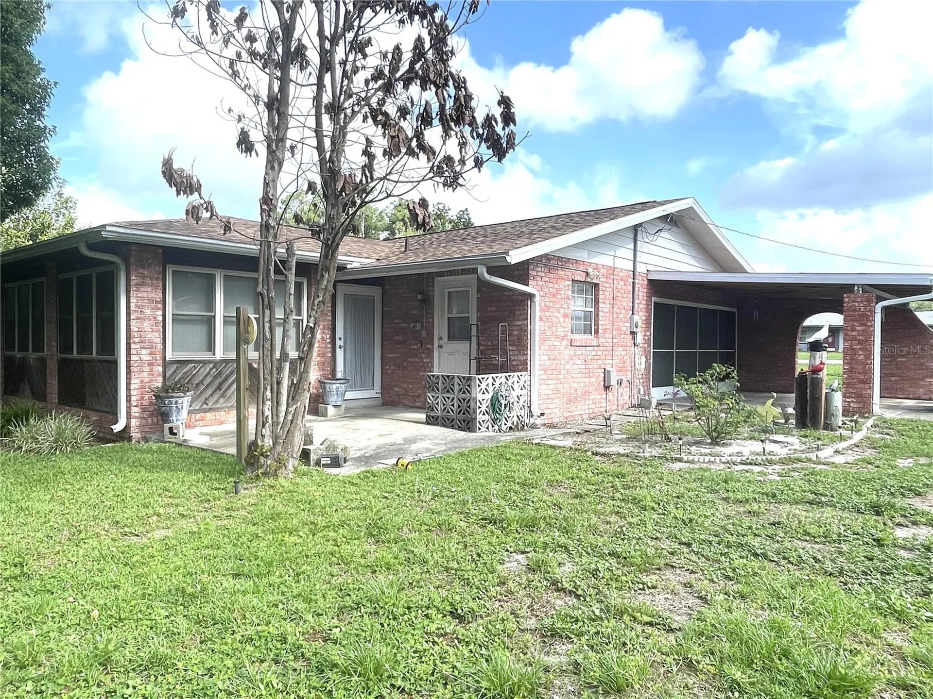 4691 Cr 118 Wildwood FL 34785