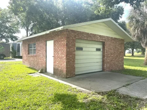 4691 Cr 118 Wildwood FL 34785
