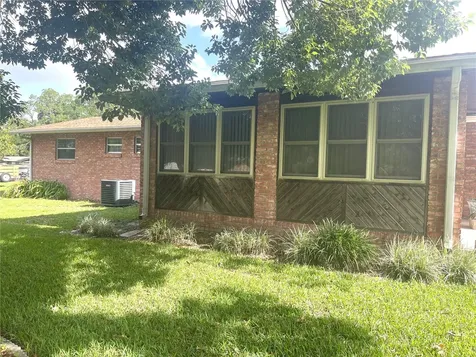 4691 Cr 118 Wildwood FL 34785