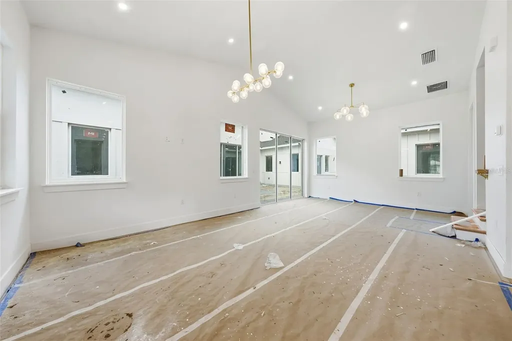 1514 Wilson Avenue Orlando FL 32804