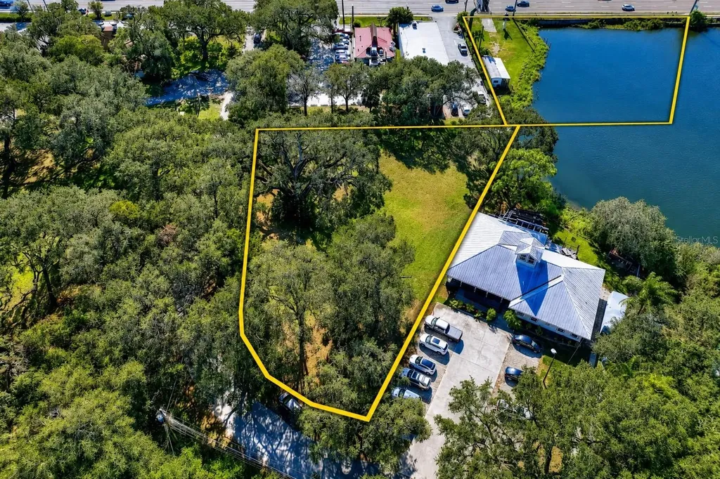 1214 W Brandon Boulevard Brandon FL 33511