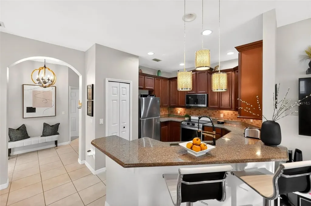 2125 Velvet Leaf Drive Ocoee FL 34761