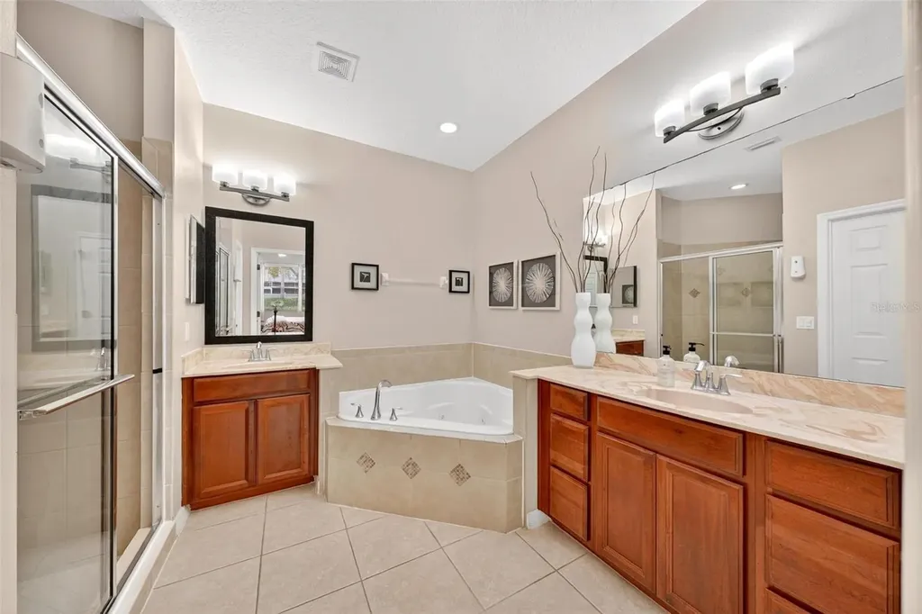 2125 Velvet Leaf Drive Ocoee FL 34761