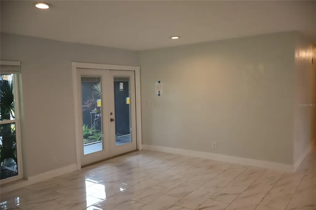 1019 Spindle Palm Way Apollo Beach FL 33572