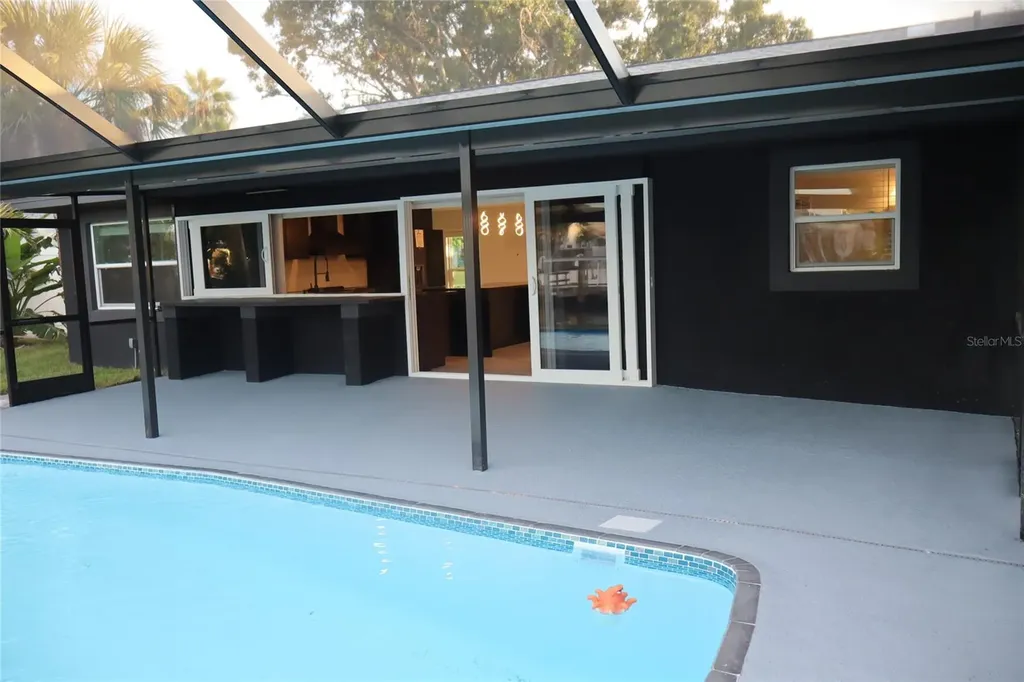 1019 Spindle Palm Way Apollo Beach FL 33572