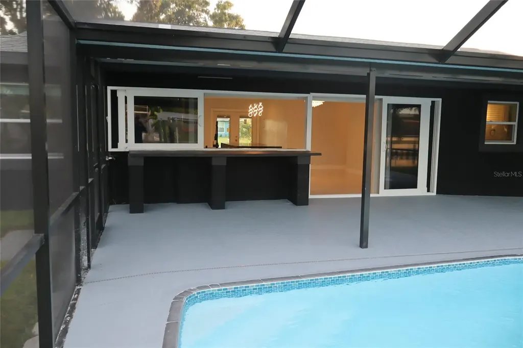 1019 Spindle Palm Way Apollo Beach FL 33572