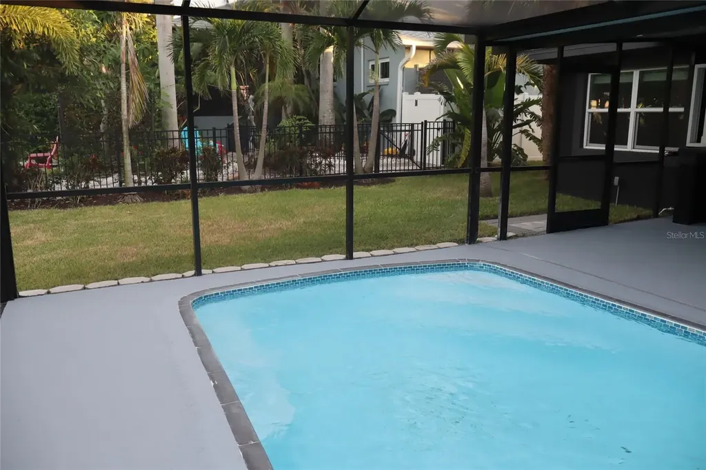 1019 Spindle Palm Way Apollo Beach FL 33572