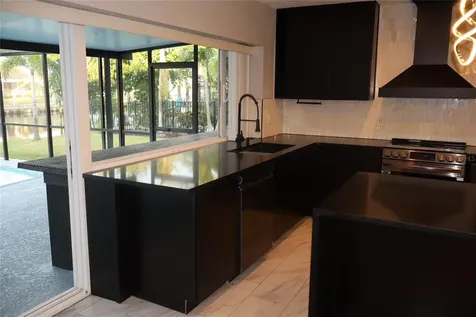 1019 Spindle Palm Way Apollo Beach FL 33572