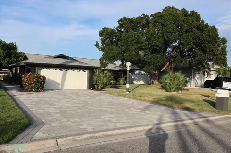 1019 Spindle Palm Way Apollo Beach FL 33572