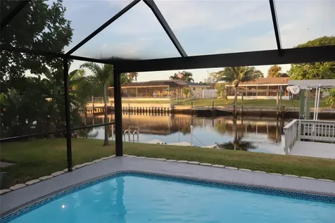 1019 Spindle Palm Way Apollo Beach FL 33572