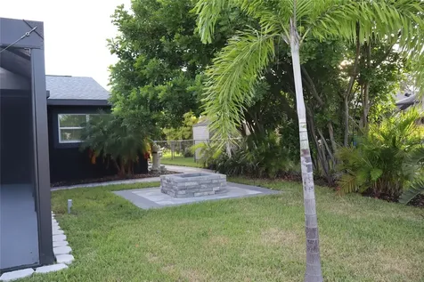 1019 Spindle Palm Way Apollo Beach FL 33572