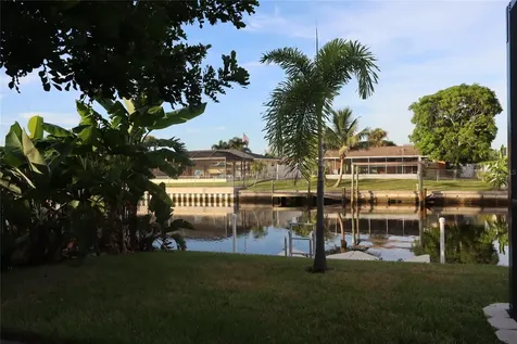 1019 Spindle Palm Way Apollo Beach FL 33572