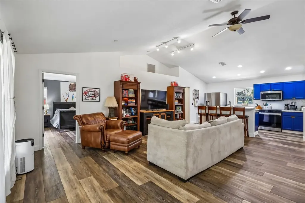 6401 E Warm Springs Avenue Coleman FL 33521