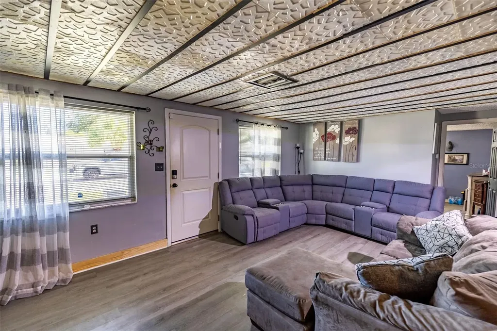 3334 Coldwell Drive Holiday FL 34691
