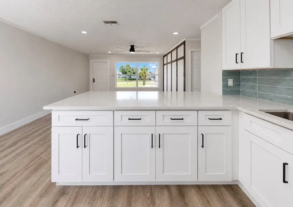 485 Florida Circle N Apollo Beach FL 33572