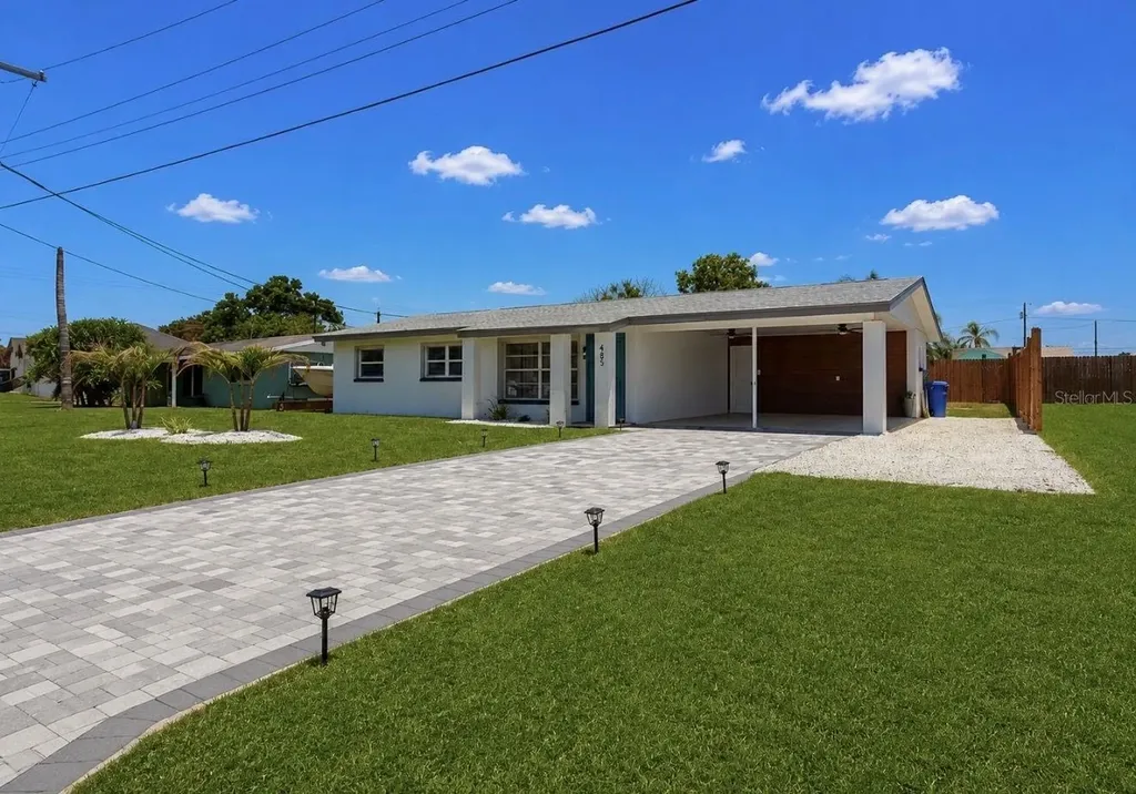 485 Florida Circle N Apollo Beach FL 33572