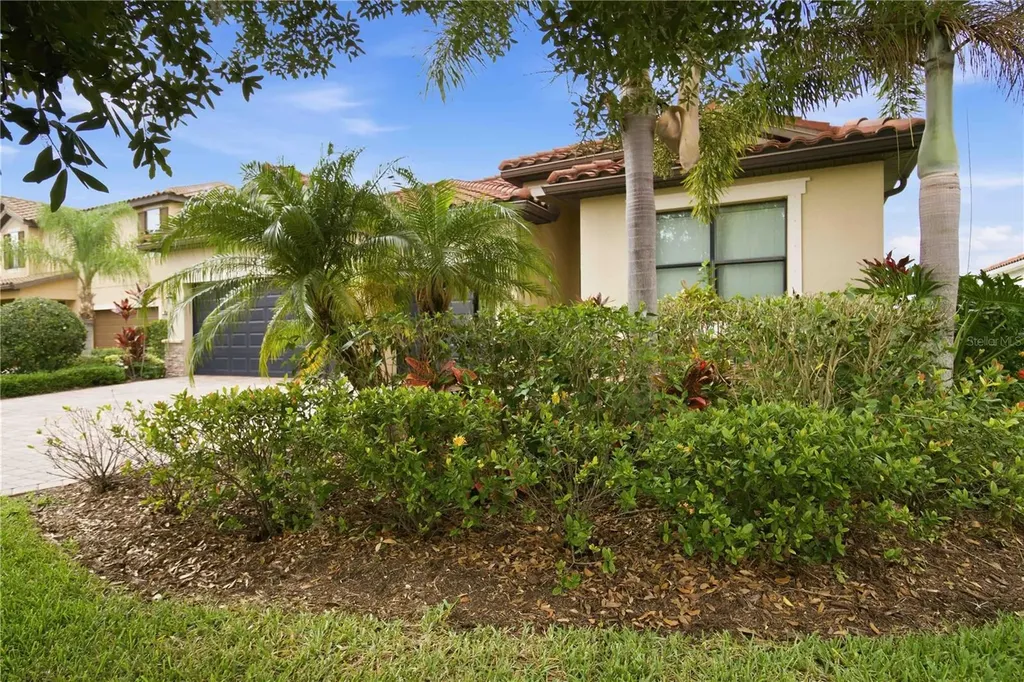 13422 Saw Palm Creek Trail Lakewood Ranch FL 34211