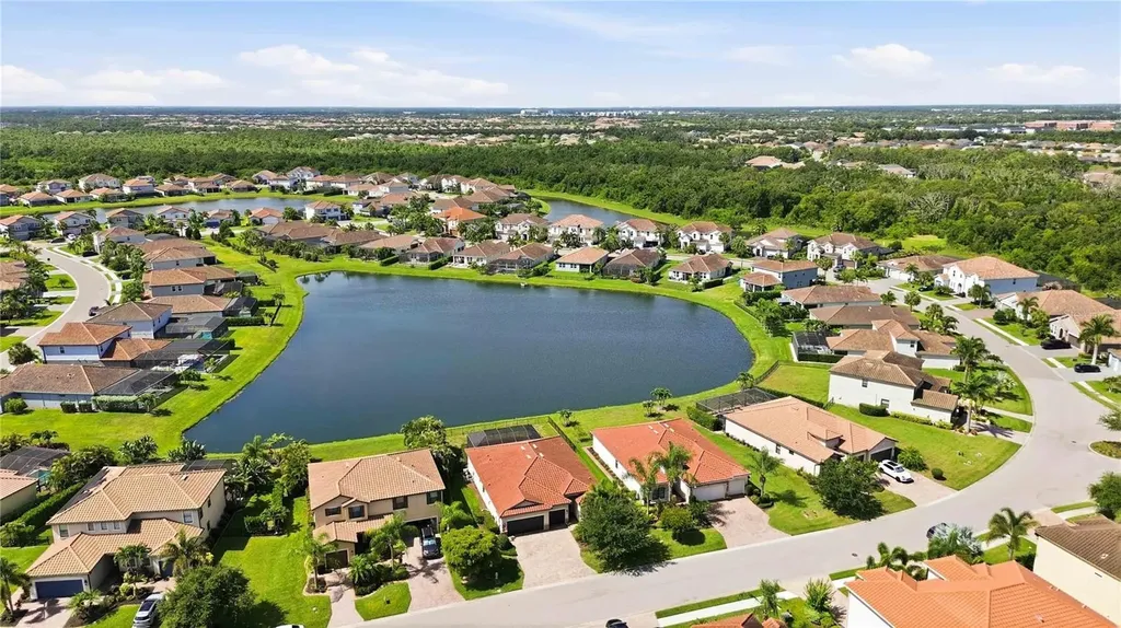 13422 Saw Palm Creek Trail Lakewood Ranch FL 34211