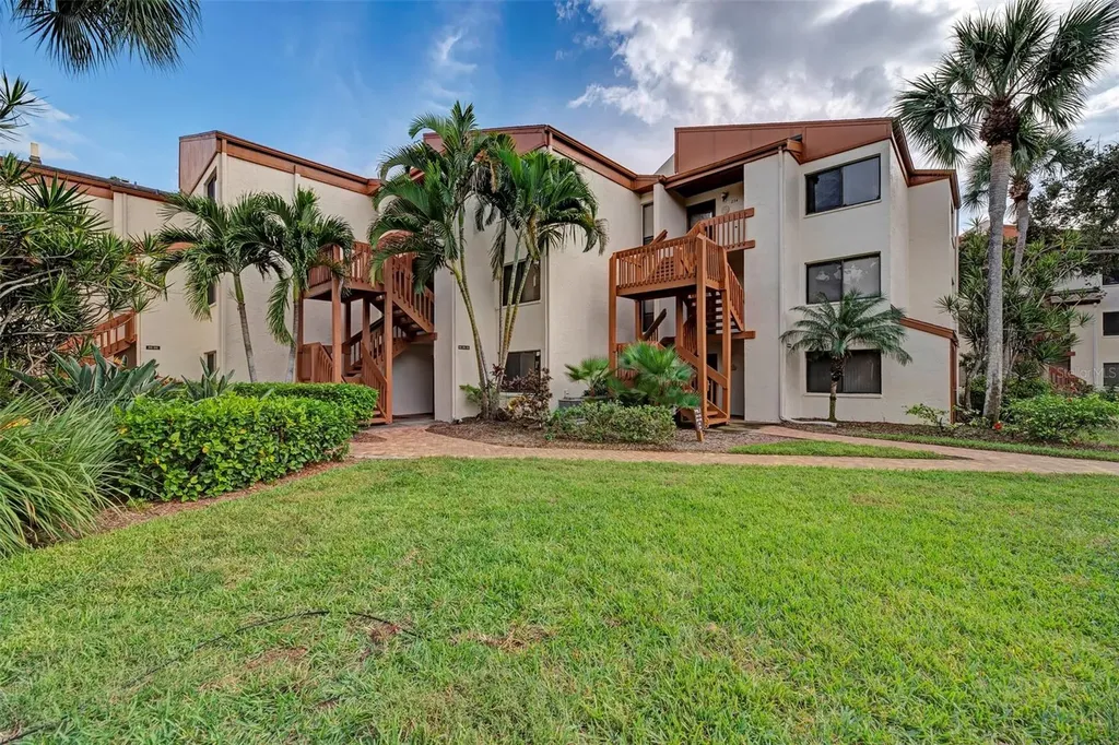 1800 Cove II Place Sarasota FL 34242