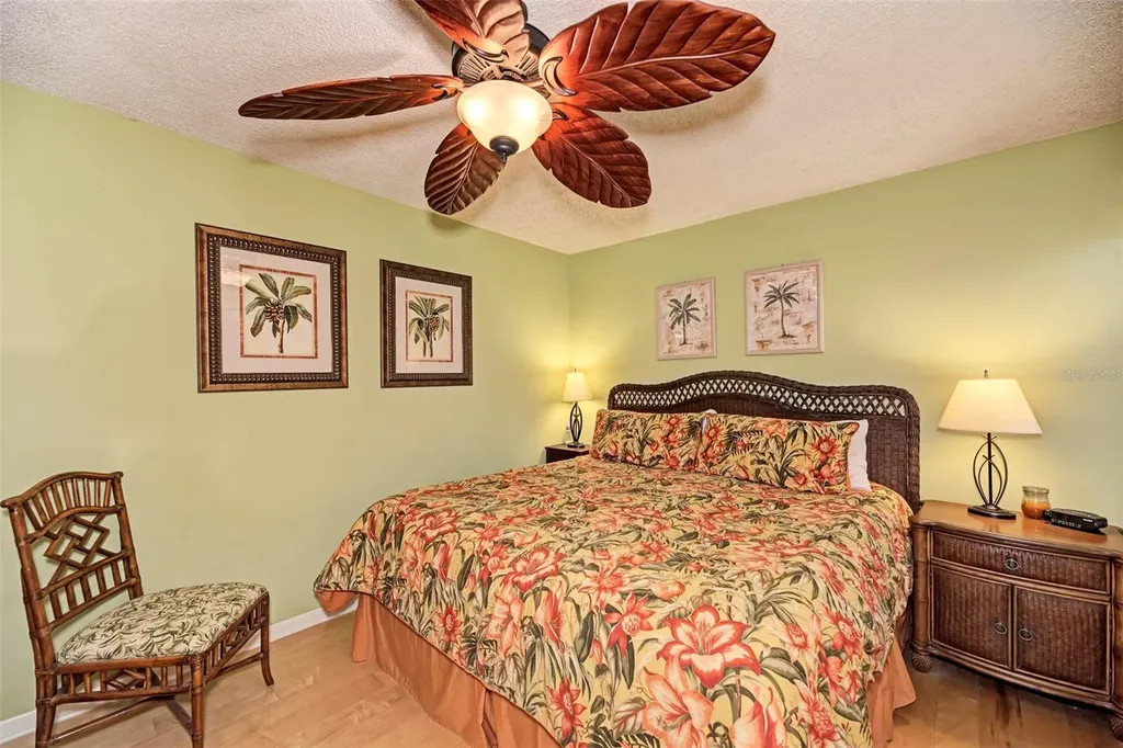 1800 Cove II Place Sarasota FL 34242