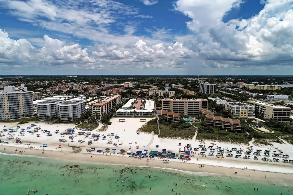1800 Cove II Place Sarasota FL 34242